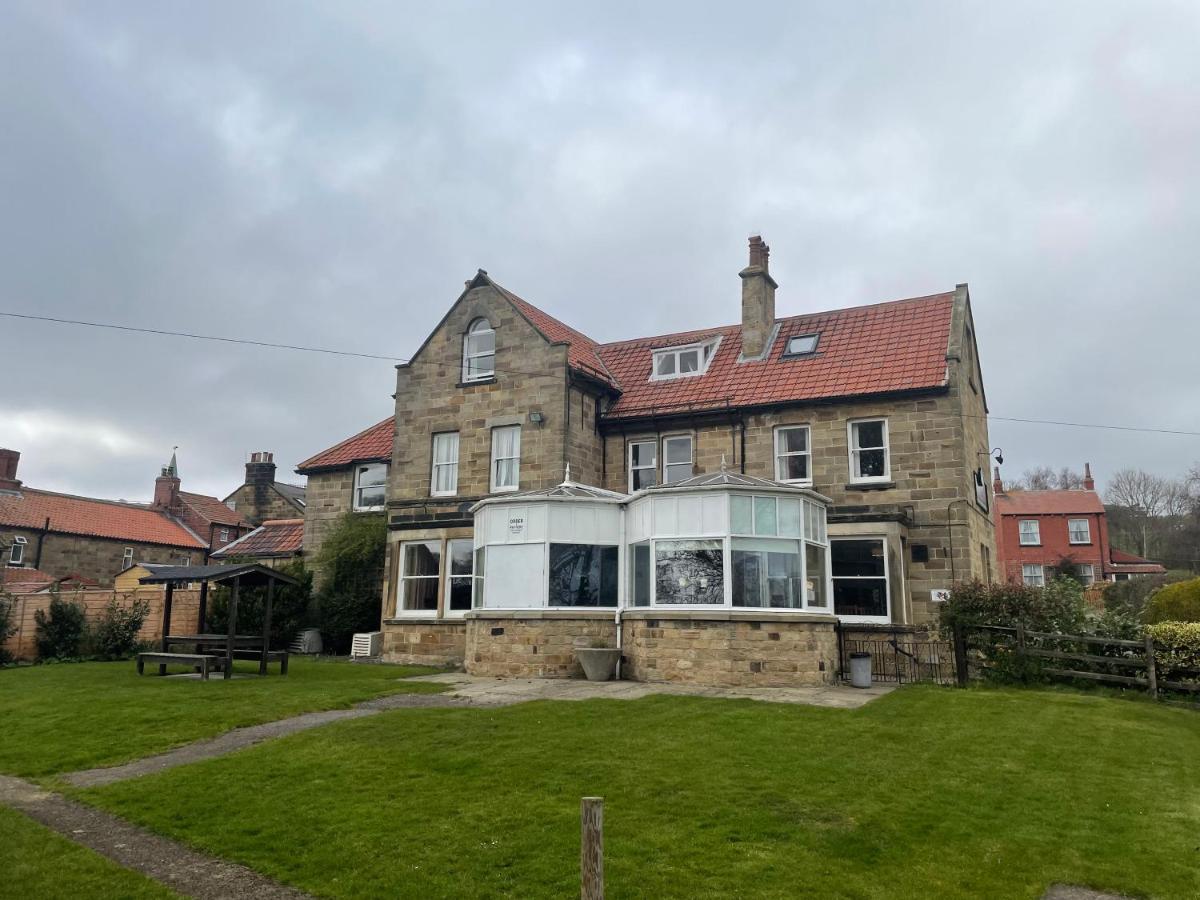 The Fylingdales Inn Robin Hood's Bay